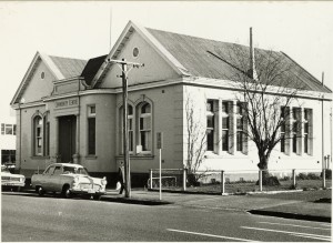 Fielding Community Centre. Photo by Manawatu Standard, provided by Palmerston North City Library Photograph Collection, 2011p_fe17_004568.